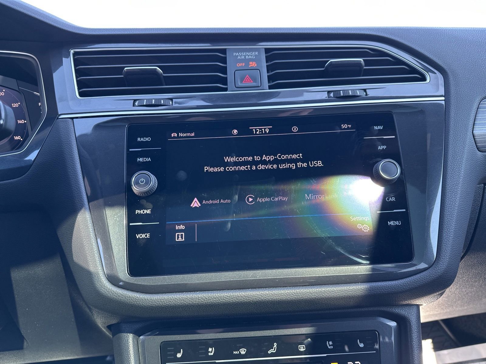 Certified 2022 Volkswagen Tiguan SEL R-Line image 61