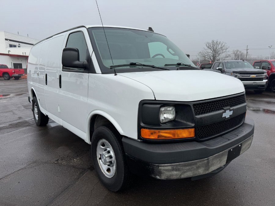 Used 2016 Chevrolet Express 2500 image 7