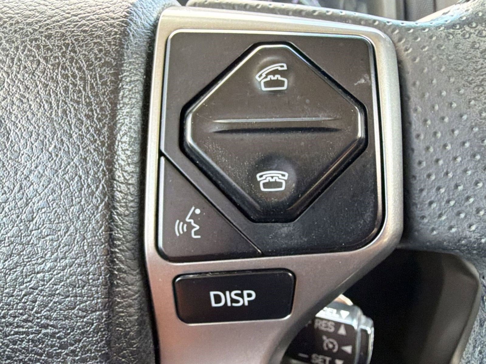 Used 2016 Toyota 4Runner SR5 Premium RWD image 21