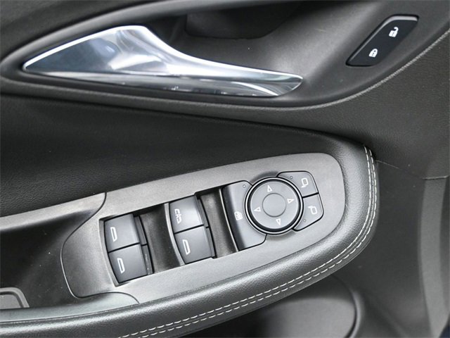 Used 2021 Buick Encore GX Select image 10