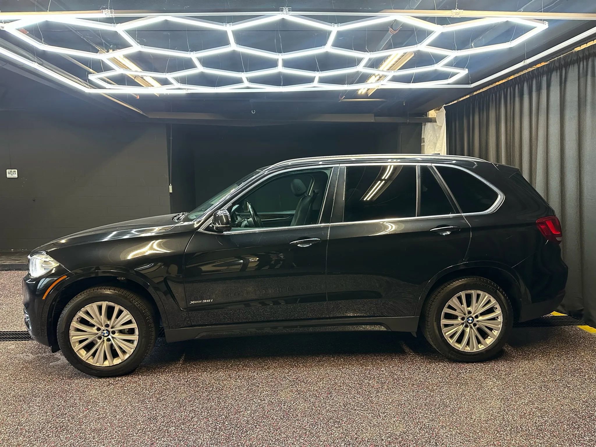 Used 2016 BMW X5 xDrive35i AWD/4WD image 3