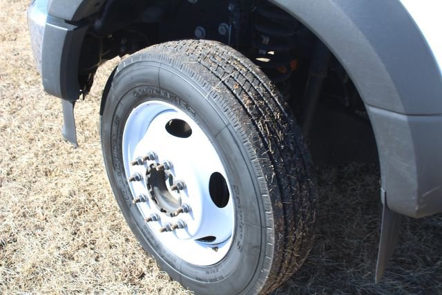 Used 2021 Ford F550 4x4 Regular Cab Super Duty image 31