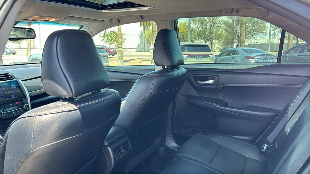 Used 2017 Toyota Camry XLE w/ Moonroof Package FWD image 24