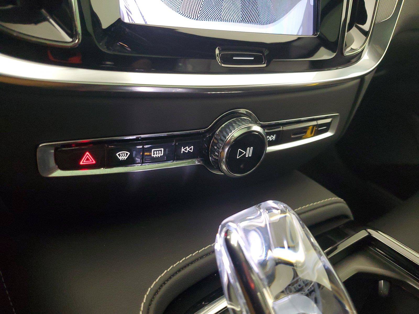 Certified 2024 Volvo V60 T8 Polestar AWD/4WD image 30