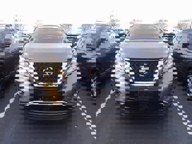 Used 2023 Nissan Murano SV image 2