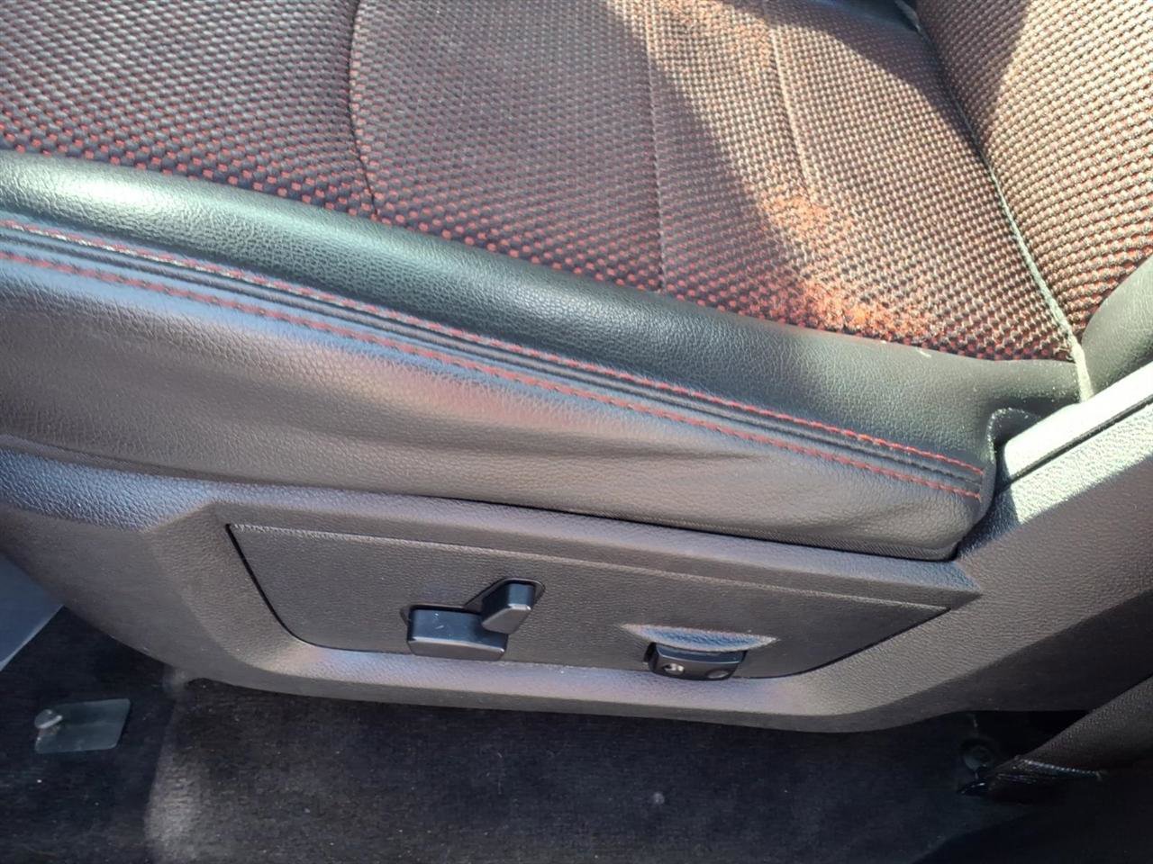 Used 2016 RAM 1500 Sport w/ Torred Sport Package image 9