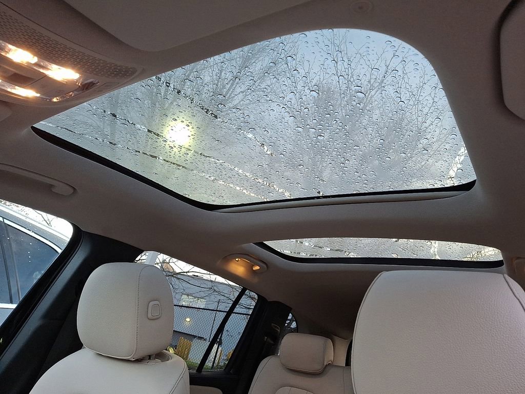 Used 2023 Mercedes-Benz GLB 250 4MATIC image 10