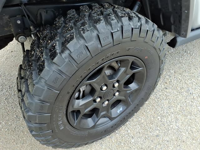 Used 2023 Jeep Gladiator Overland AWD/4WD image 6