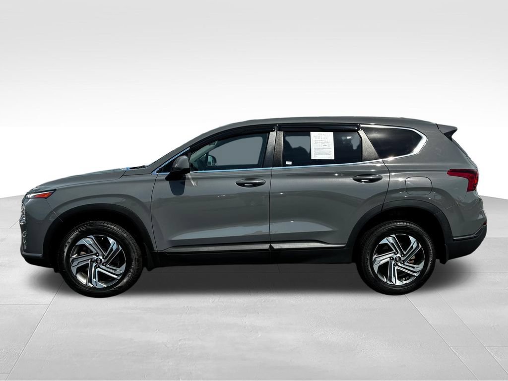 Used 2023 Hyundai Santa Fe SE AWD/4WD image 2