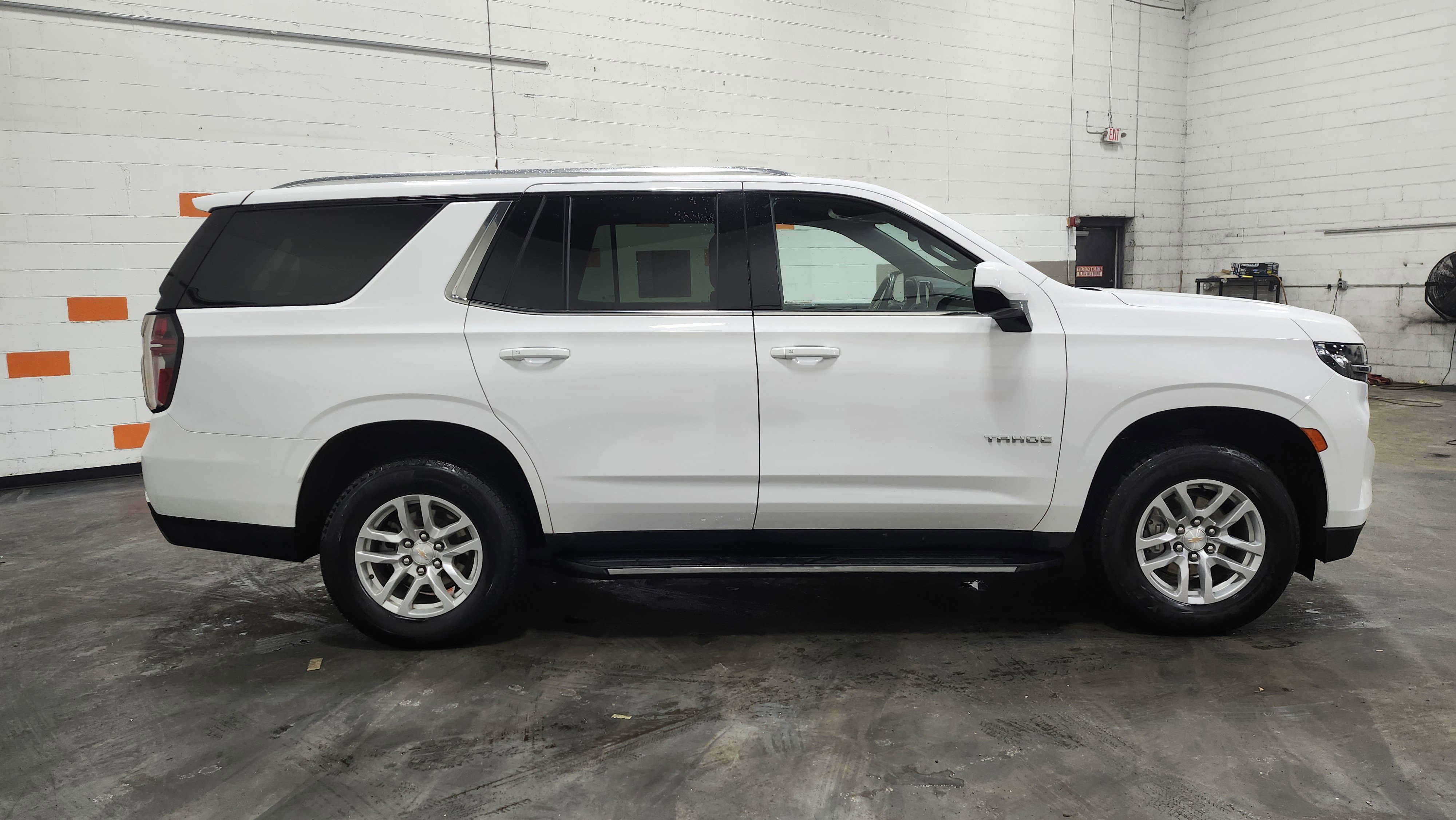 Used 2024 Chevrolet Tahoe LT image 19