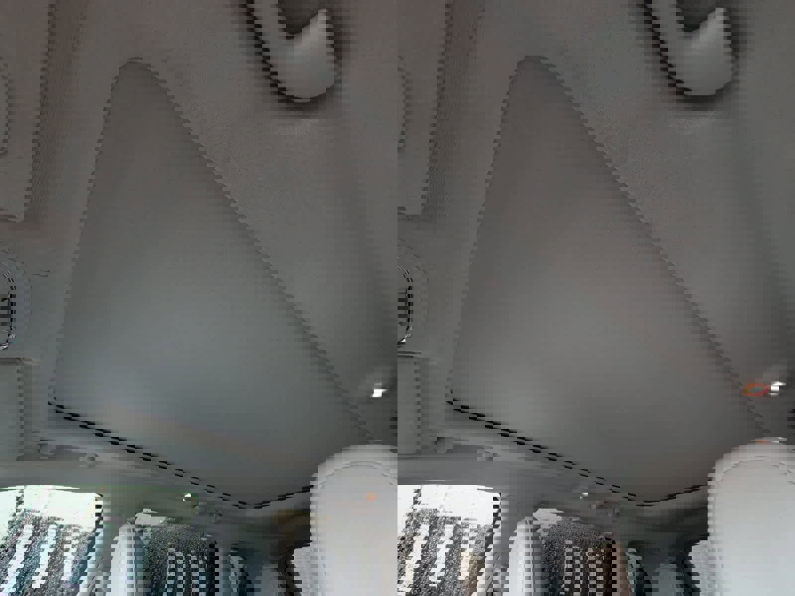 Used 2020 Jeep Cherokee Limited AWD/4WD image 2