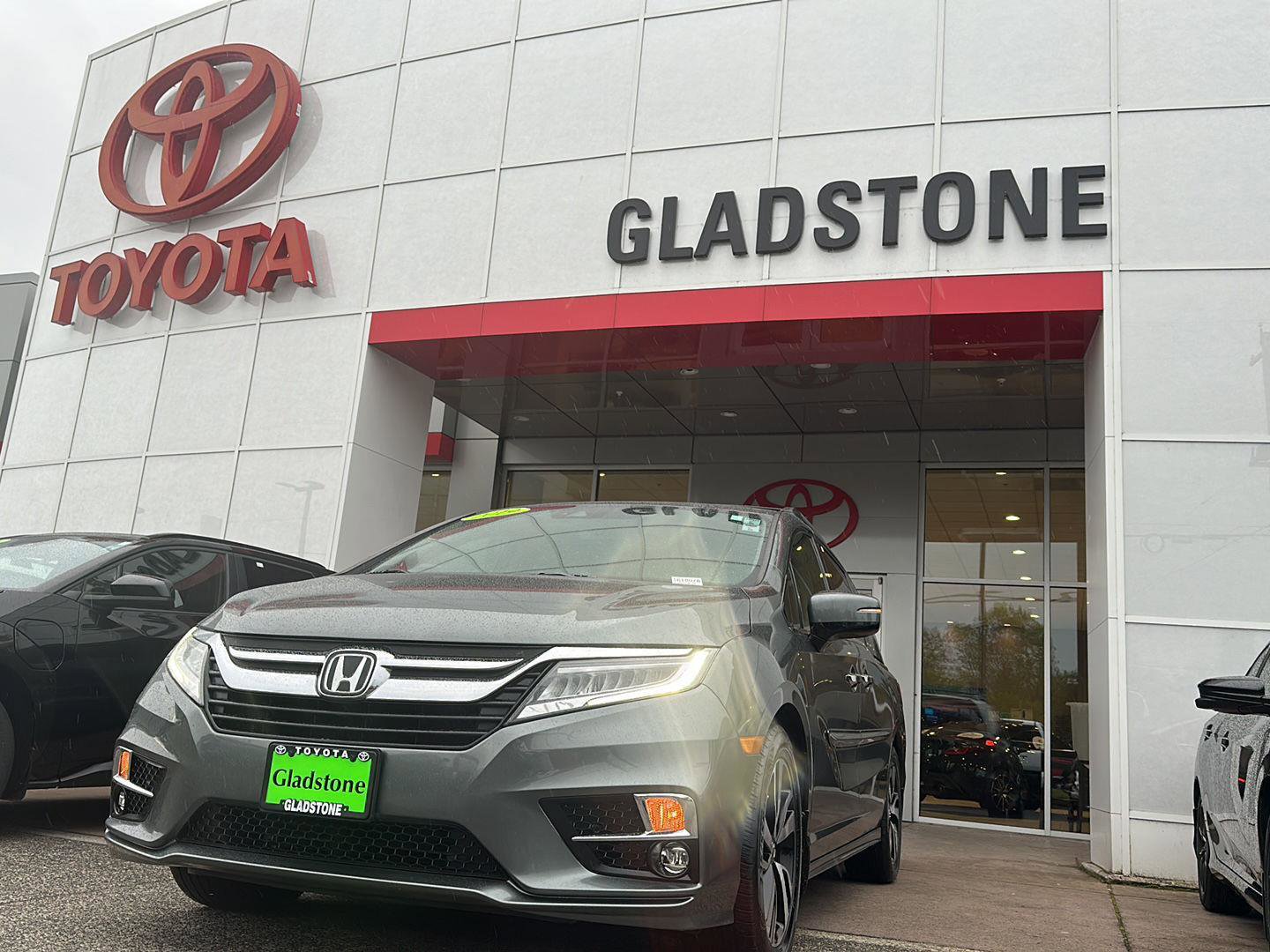 Used 2018 Honda Odyssey Elite image 1