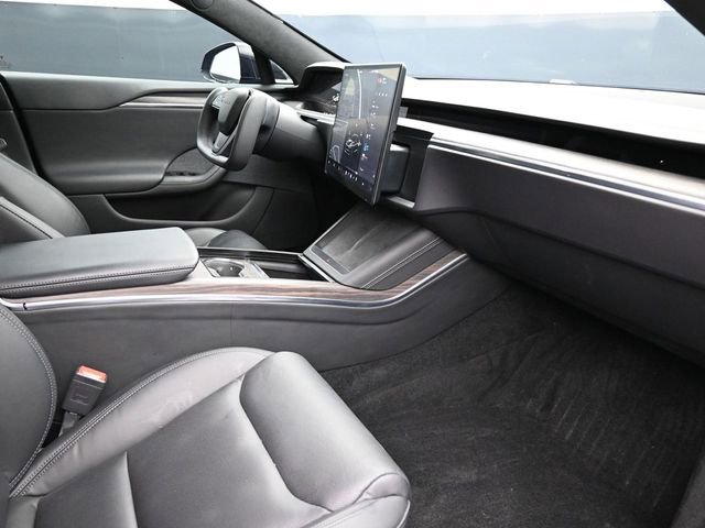 Used 2022 Tesla Model S image 18
