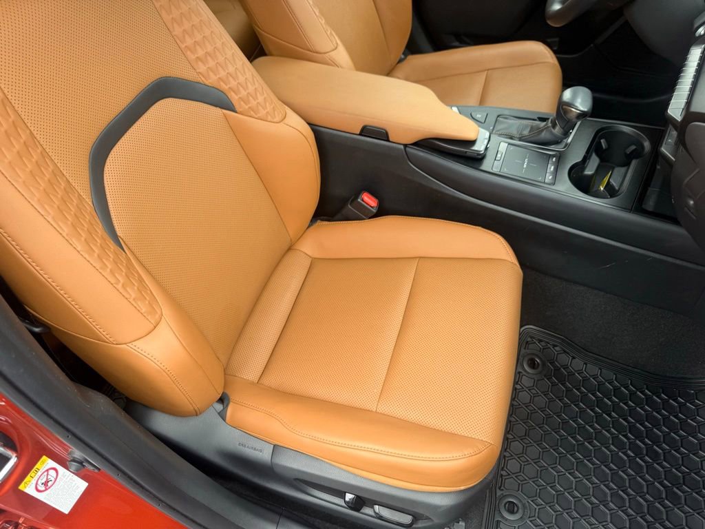 Used 2019 Lexus UX 200 w/ Accessory Package 2 image 49