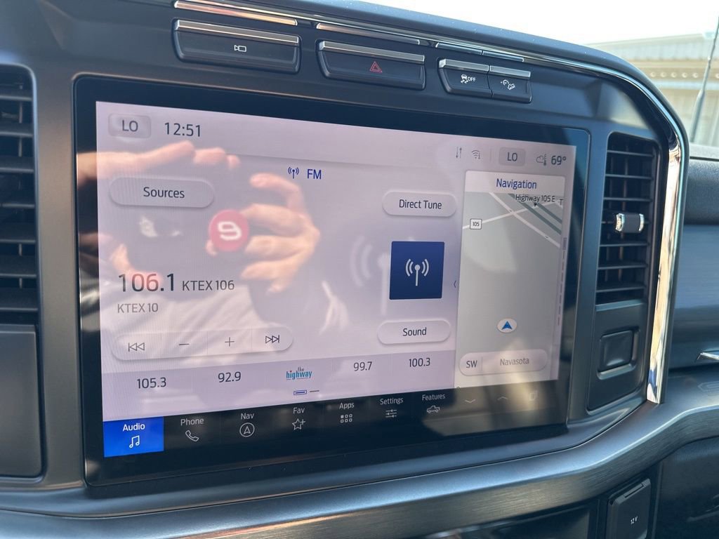 Used 2024 Ford F250 Lariat w/ Sport Appearance Package image 27