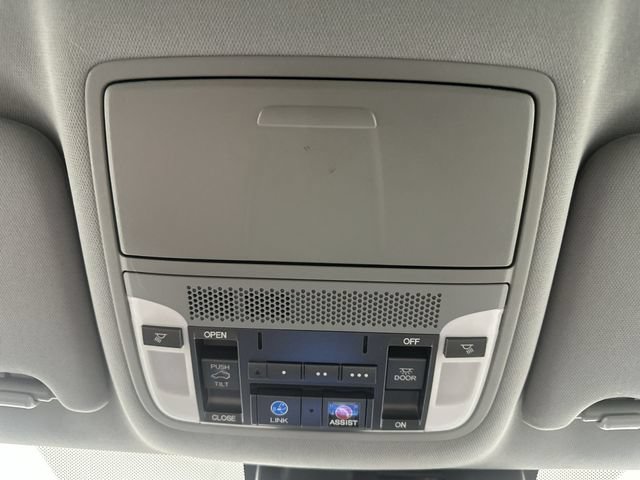 Used 2017 Acura MDX w/ Advance Package FWD image 27