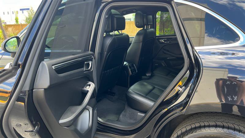 Used 2016 Porsche Macan S AWD/4WD image 54