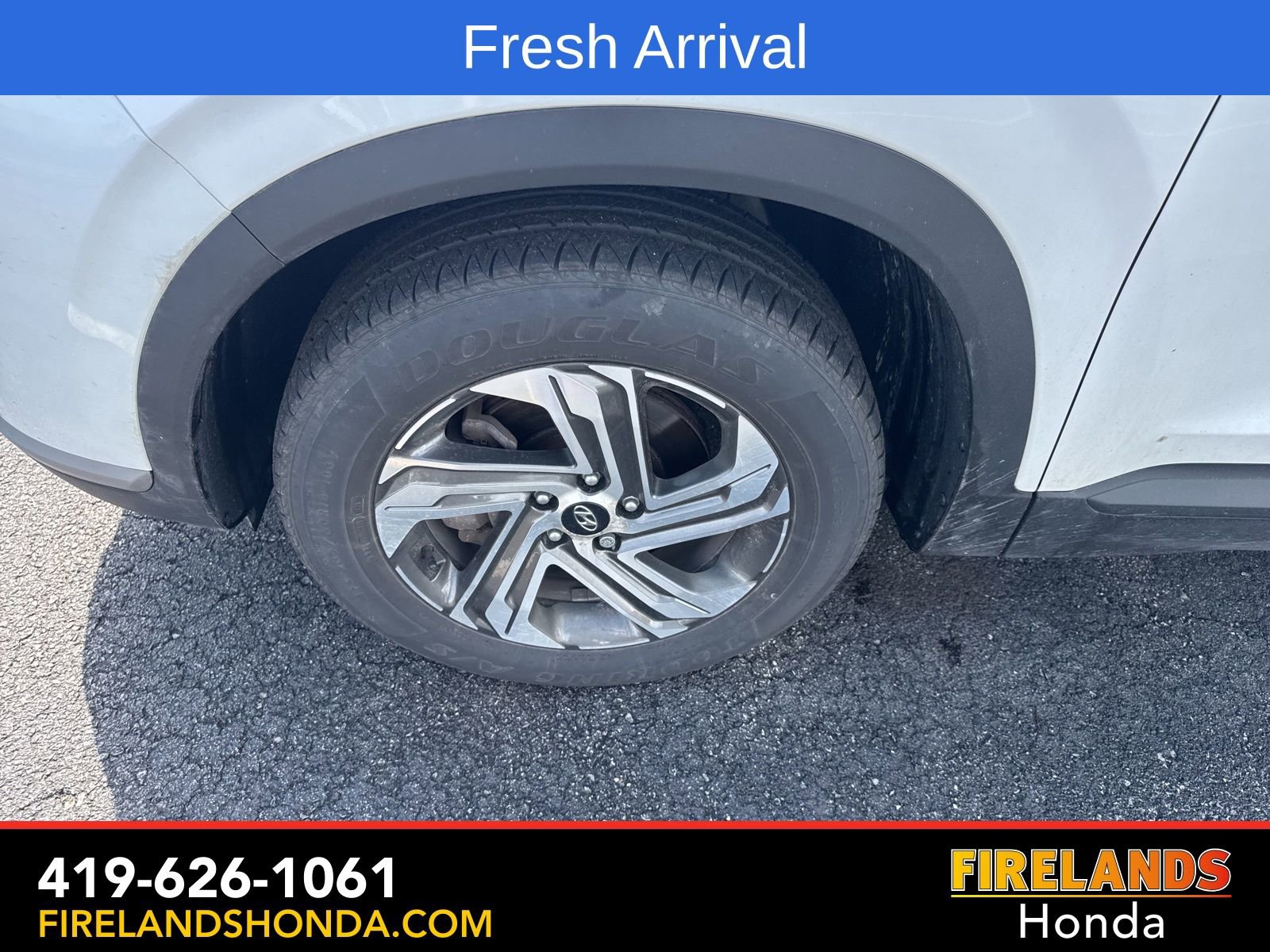 Used 2023 Hyundai Santa Fe SEL FWD image 12