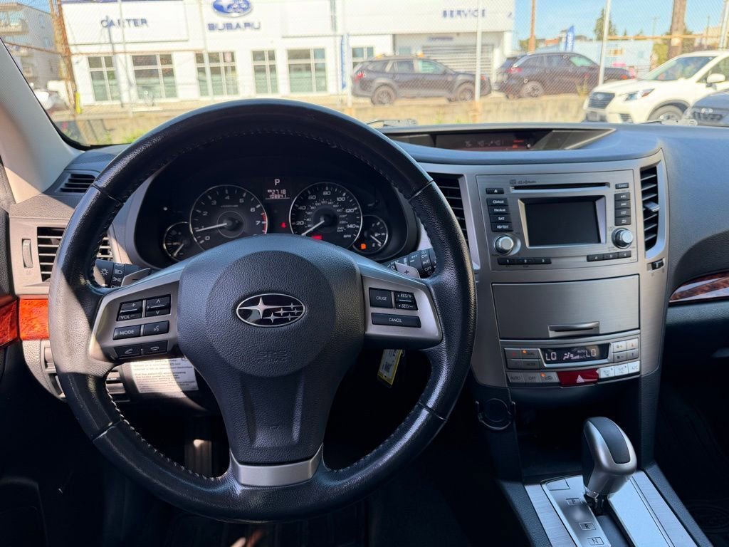 Used 2012 Subaru Outback 2.5i Limited w/ Moonroof Pkg AWD/4WD image 13
