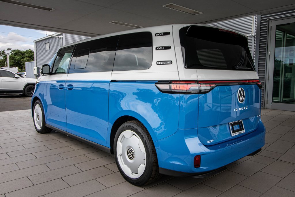 New 2025 Volkswagen ID. Buzz 1st Edition image 13