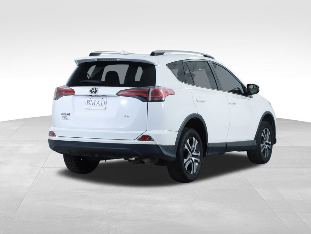Used 2016 Toyota RAV4 LE image 12