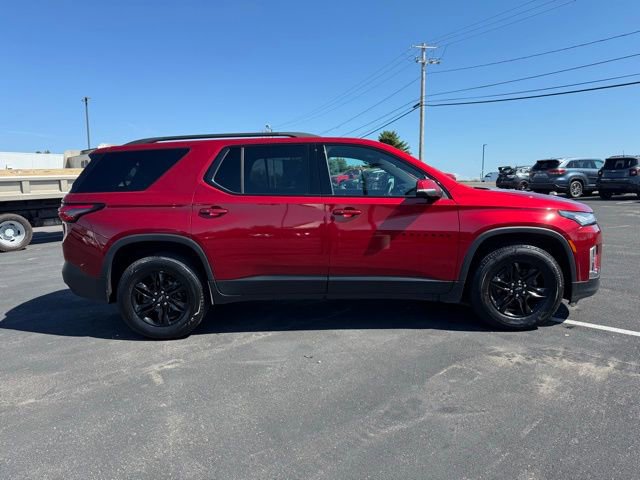 Used 2023 Chevrolet Traverse LT w/ Midnight/Sport Edition image 9