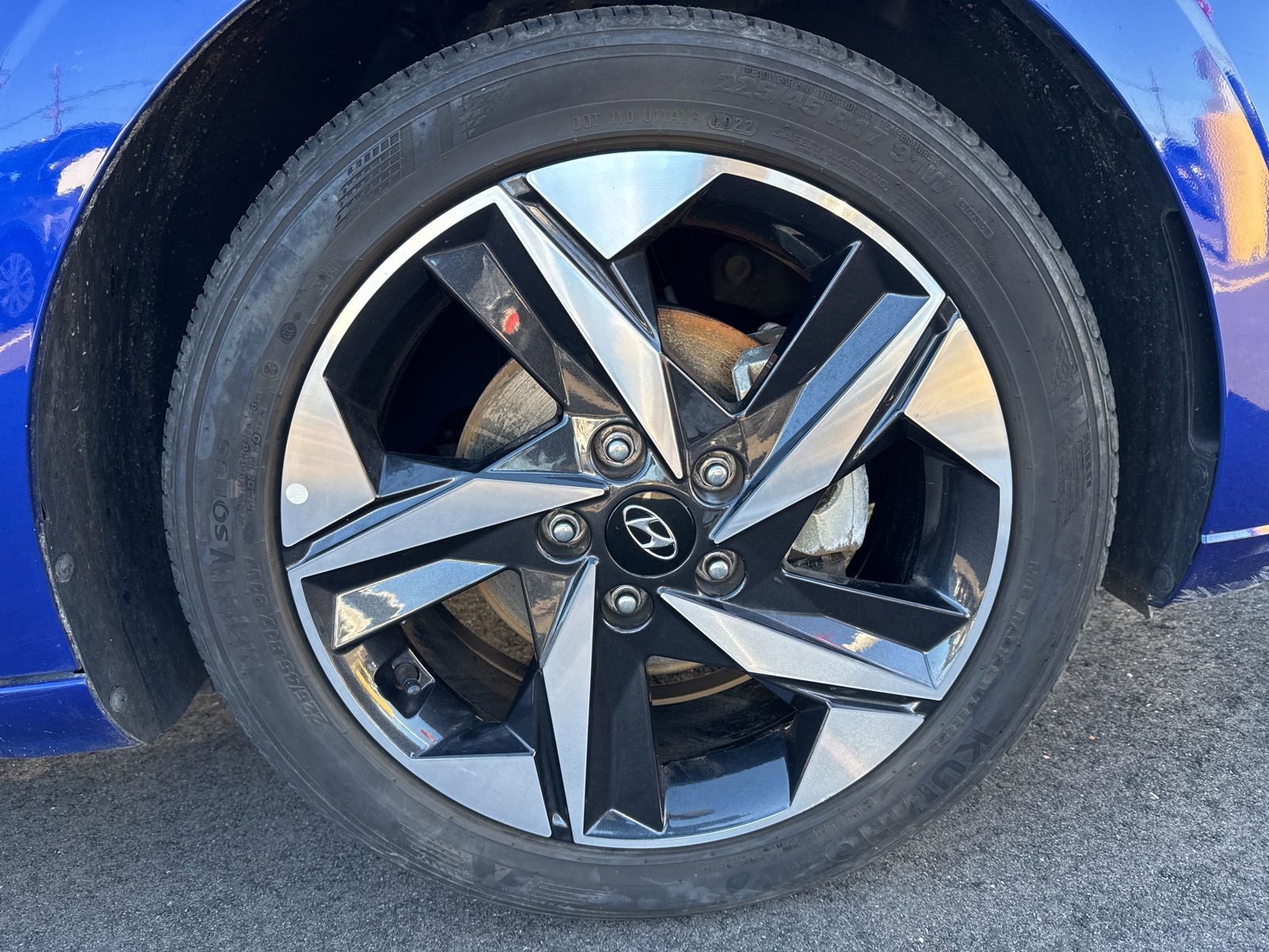 Used 2023 Hyundai Elantra SEL w/ Convenience Package image 9