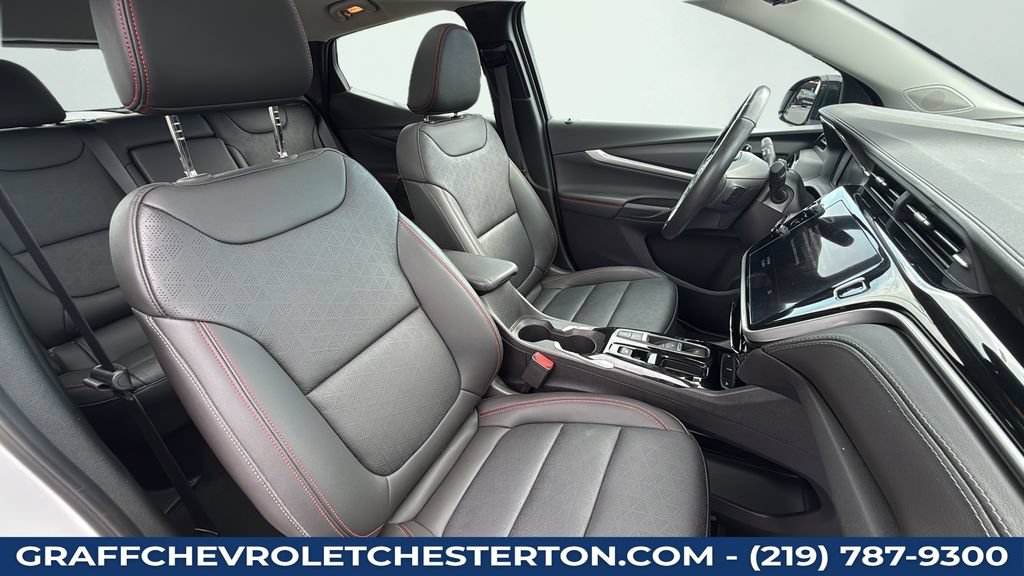 Used 2023 Chevrolet Bolt EUV Premier w/ Sun & Sound Package FWD image 40