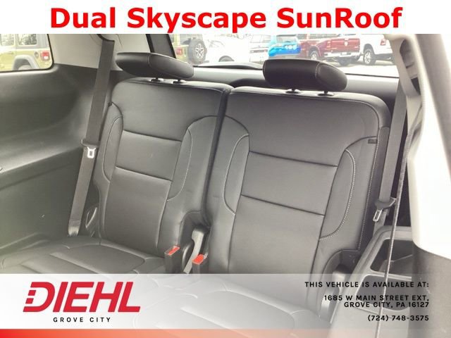 Used 2023 GMC Acadia SLT w/ Elevation Edition image 14