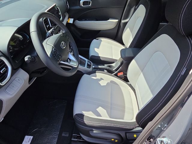 New 2026 Hyundai Venue SEL FWD image 5