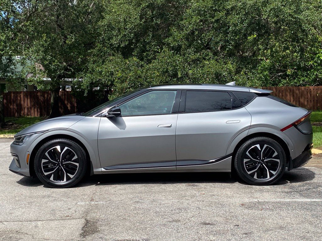 Used 2023 Kia EV6 GT-Line w/ GT-Line Suede Seat Package RWD image 7