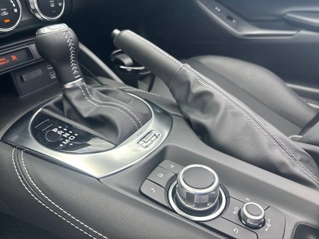 Certified 2024 MAZDA MX-5 Miata RF Grand Touring w/ Weather Package RWD image 14
