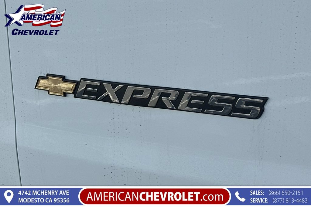 New 2025 Chevrolet Express 3500 Extended RWD image 25