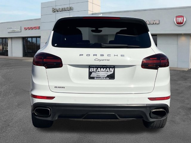 Used 2016 Porsche Cayenne AWD/4WD image 6