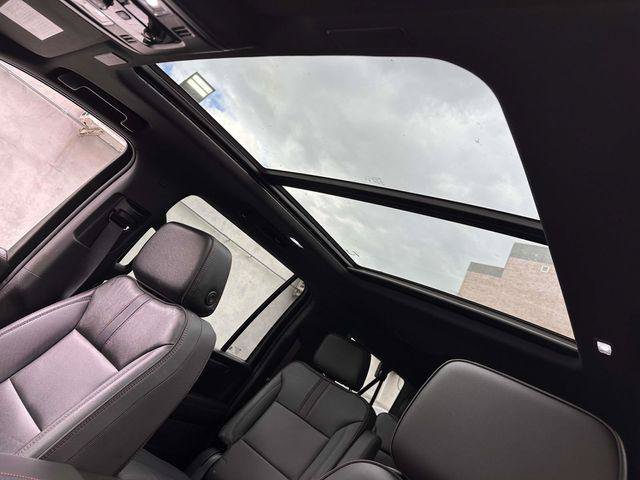 Used 2026 Chevrolet Suburban RST w/ Comfort Package AWD/4WD image 12