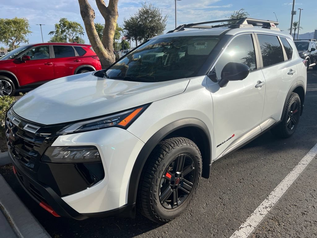 Certified 2026 Nissan Rogue SV AWD/4WD image 1