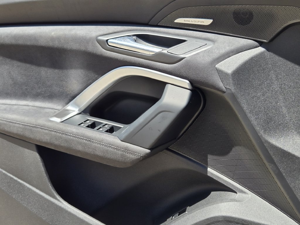 New 2026 Audi SQ5 Prestige AWD/4WD image 27