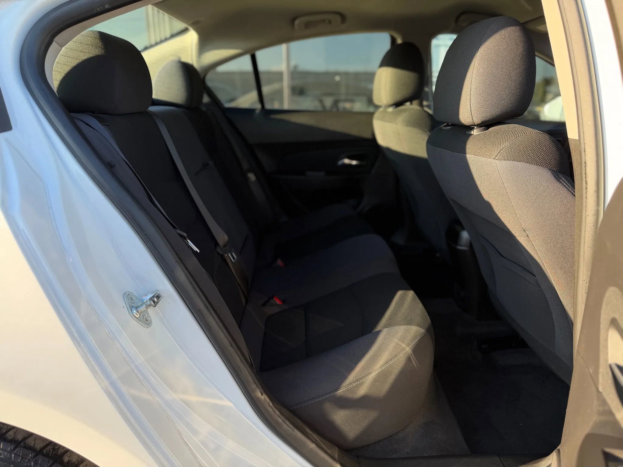 Used 2015 Chevrolet Cruze LT image 16