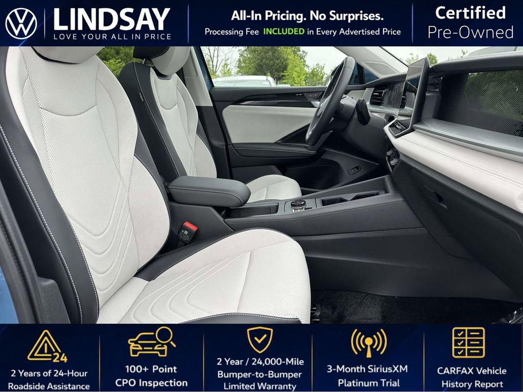 Used 2025 Volkswagen Tiguan SE AWD/4WD image 13