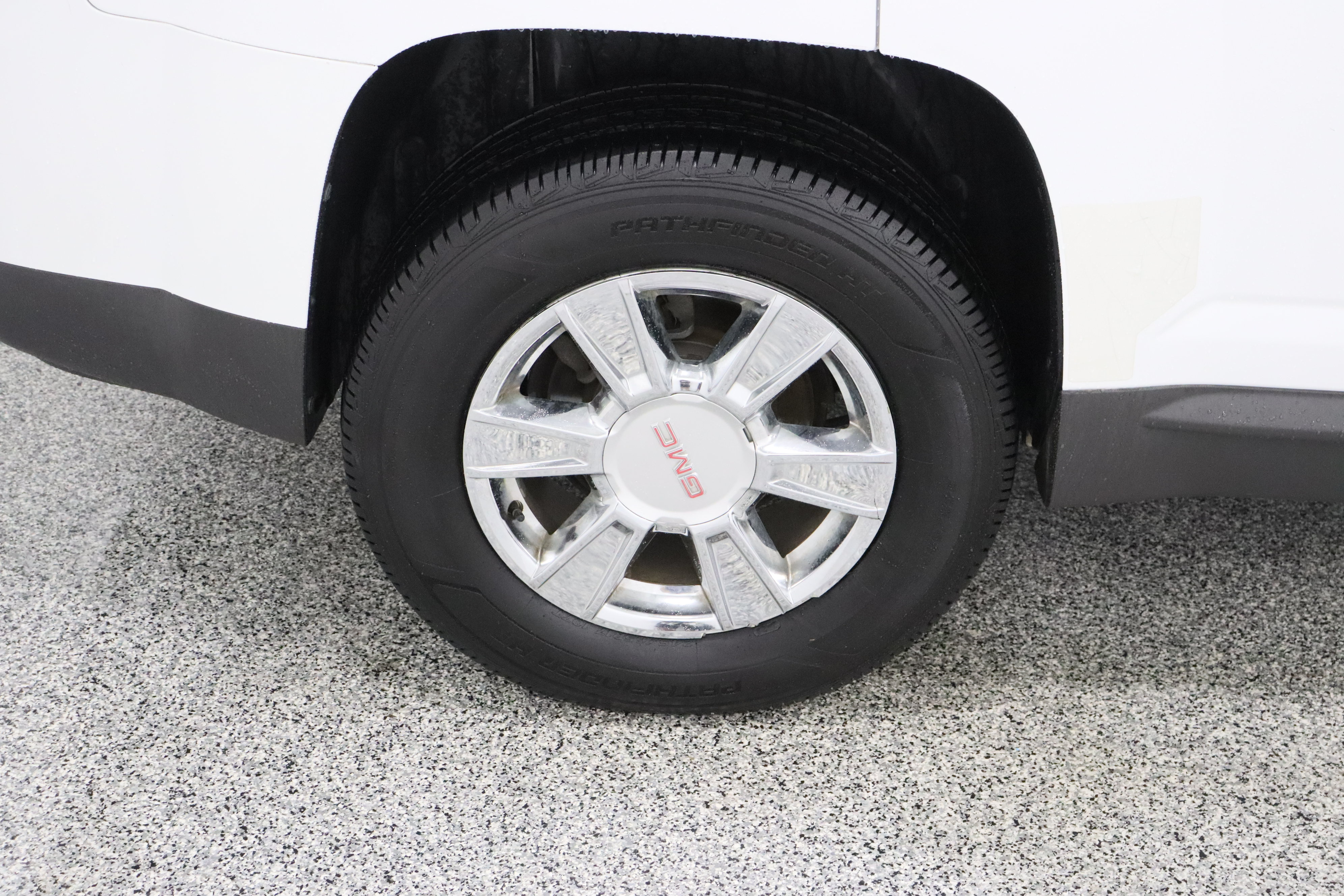 Used 2011 GMC Terrain SLE AWD/4WD image 6