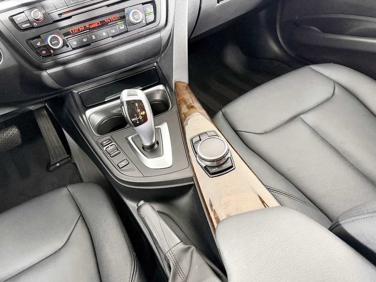 Used 2015 BMW 328i Sedan RWD image 59
