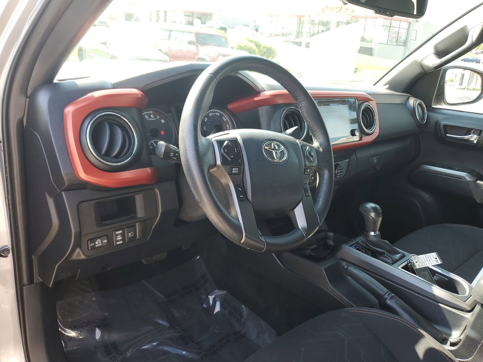 Certified 2019 Toyota Tacoma TRD Sport image 18