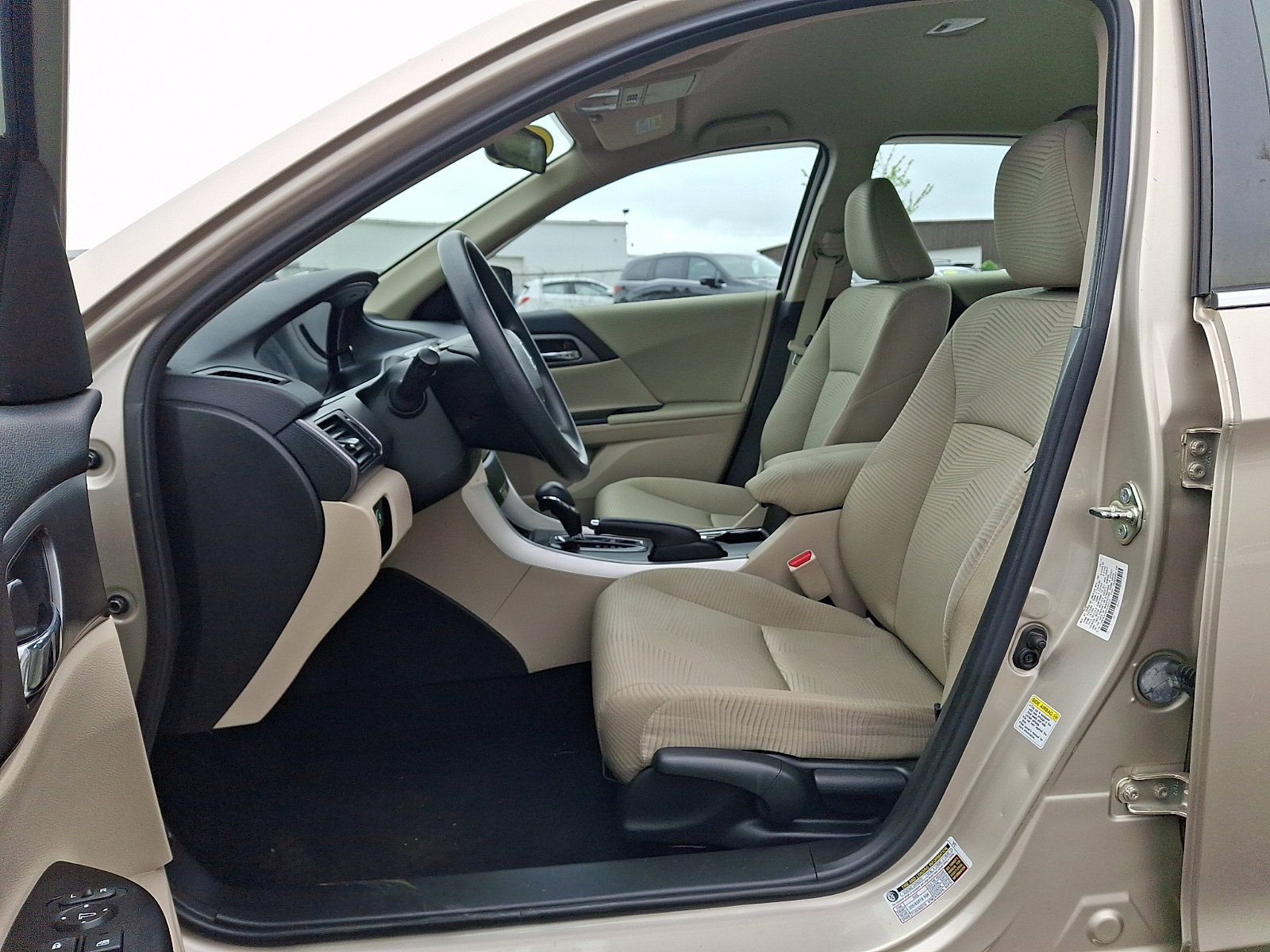 Used 2015 Honda Accord LX image 15