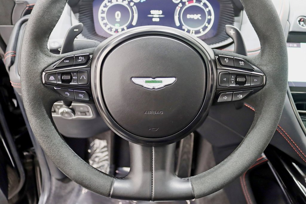 Used 2024 Aston Martin DBX 707 image 16