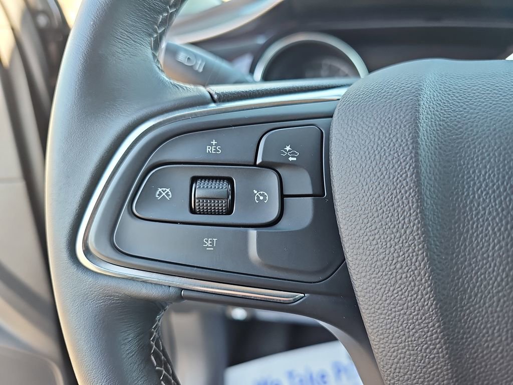 Certified 2023 Buick Encore GX Select w/ Safety Package II image 21