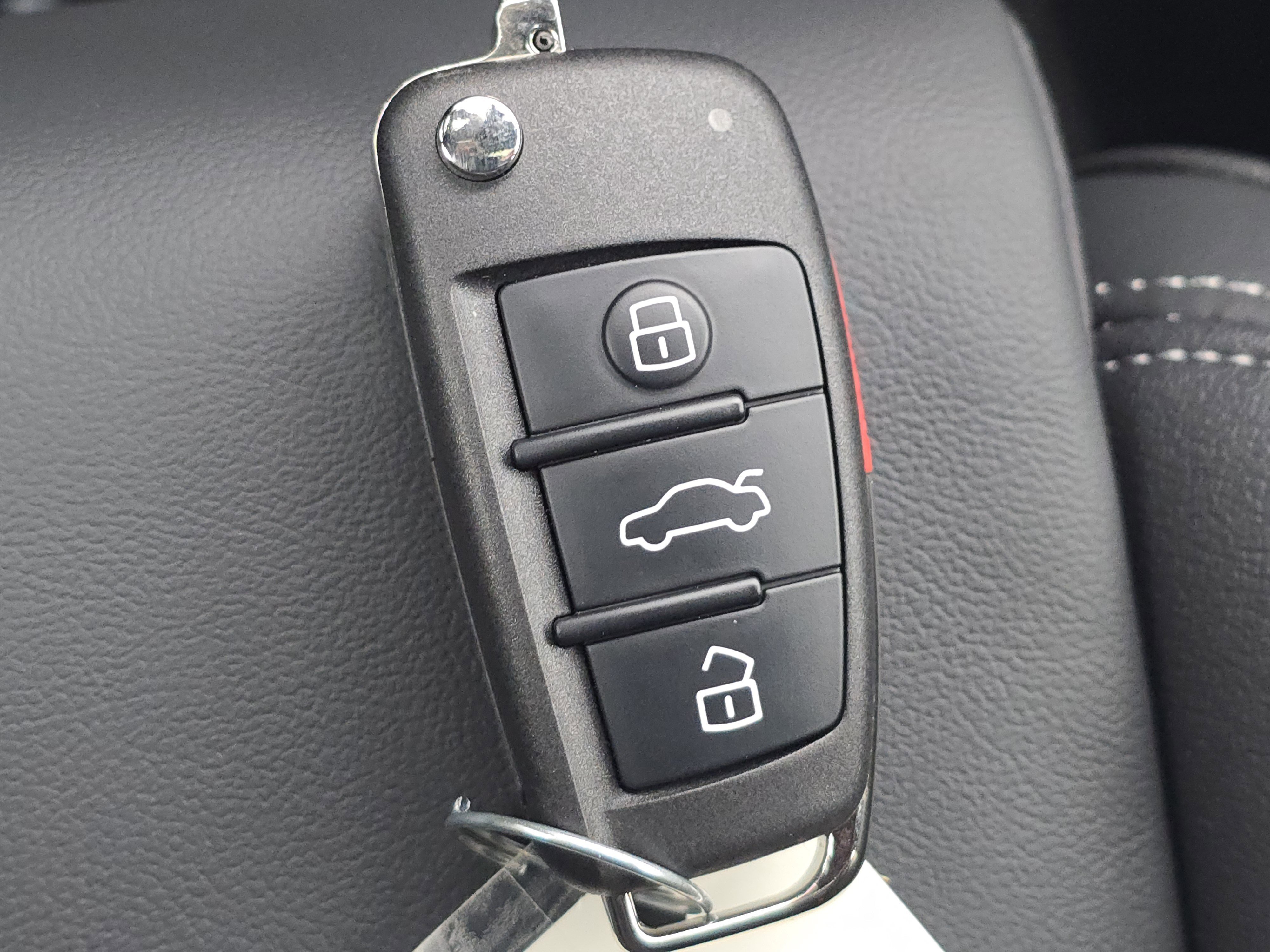 New 2025 Audi Q3 2.0T Premium image 27