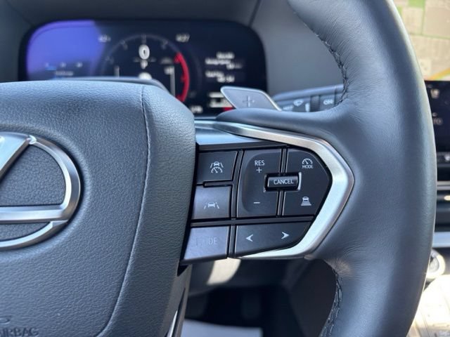 Used 2024 Lexus GX 550 AWD/4WD image 16