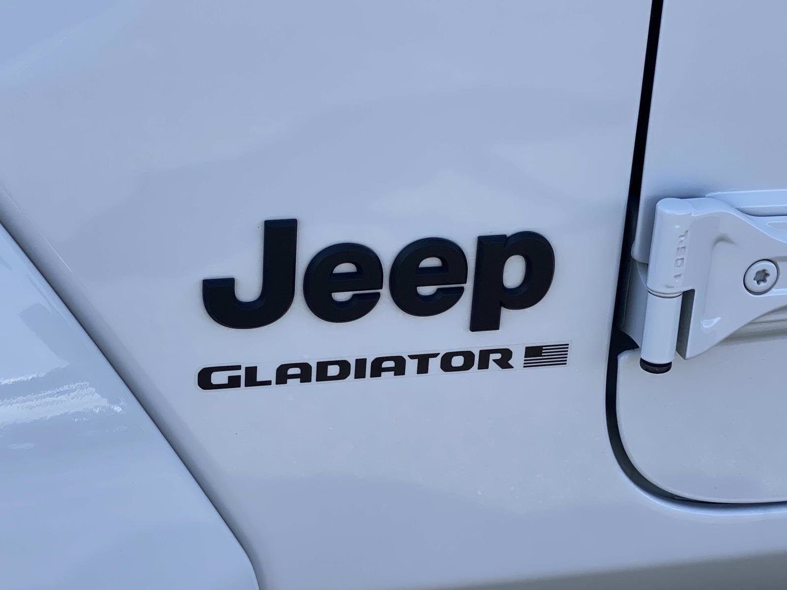 Certified 2023 Jeep Gladiator Sport image 12