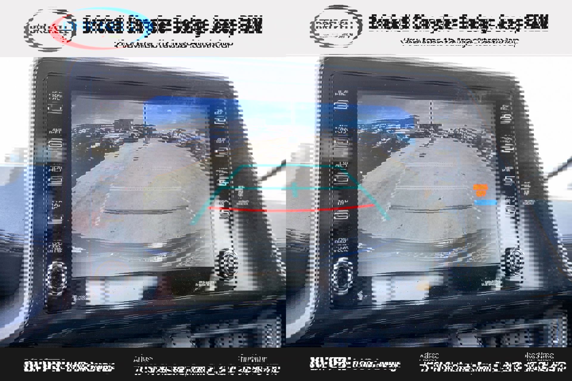 Used 2020 Toyota C-HR LE image 32