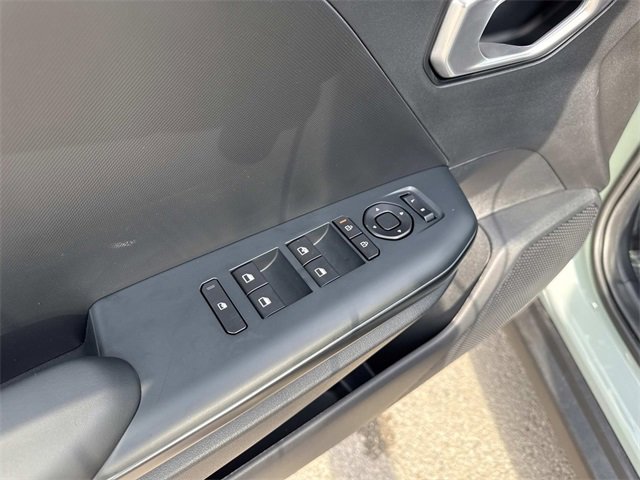 New 2026 Kia K4 LXS image 10